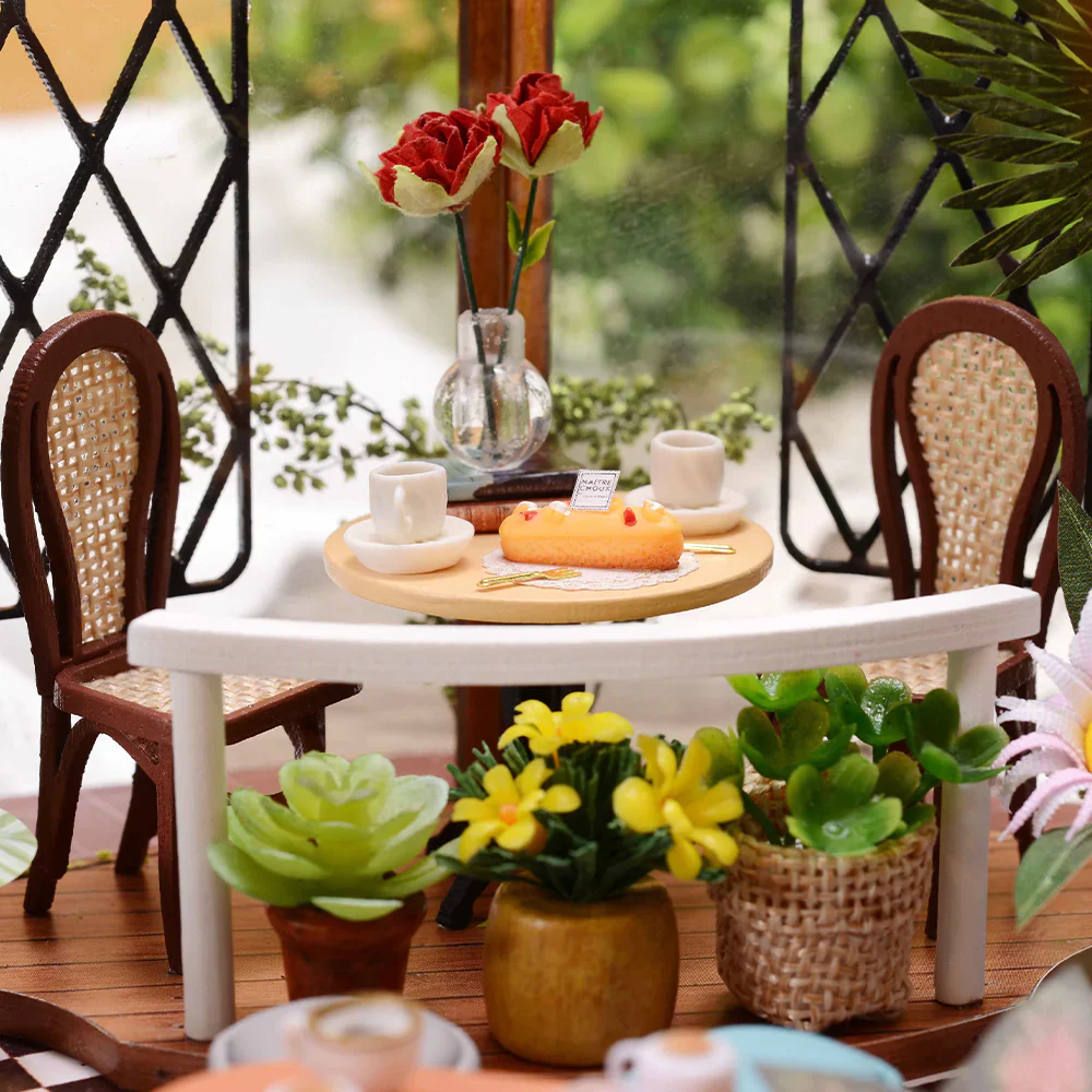 Rokrgeek Alice's Garden Cafe Miniature Dollhouse Kit - Image 10