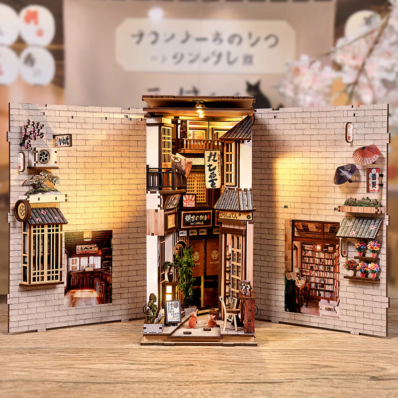 Lantern Alley Cat Book Nook - Image 3