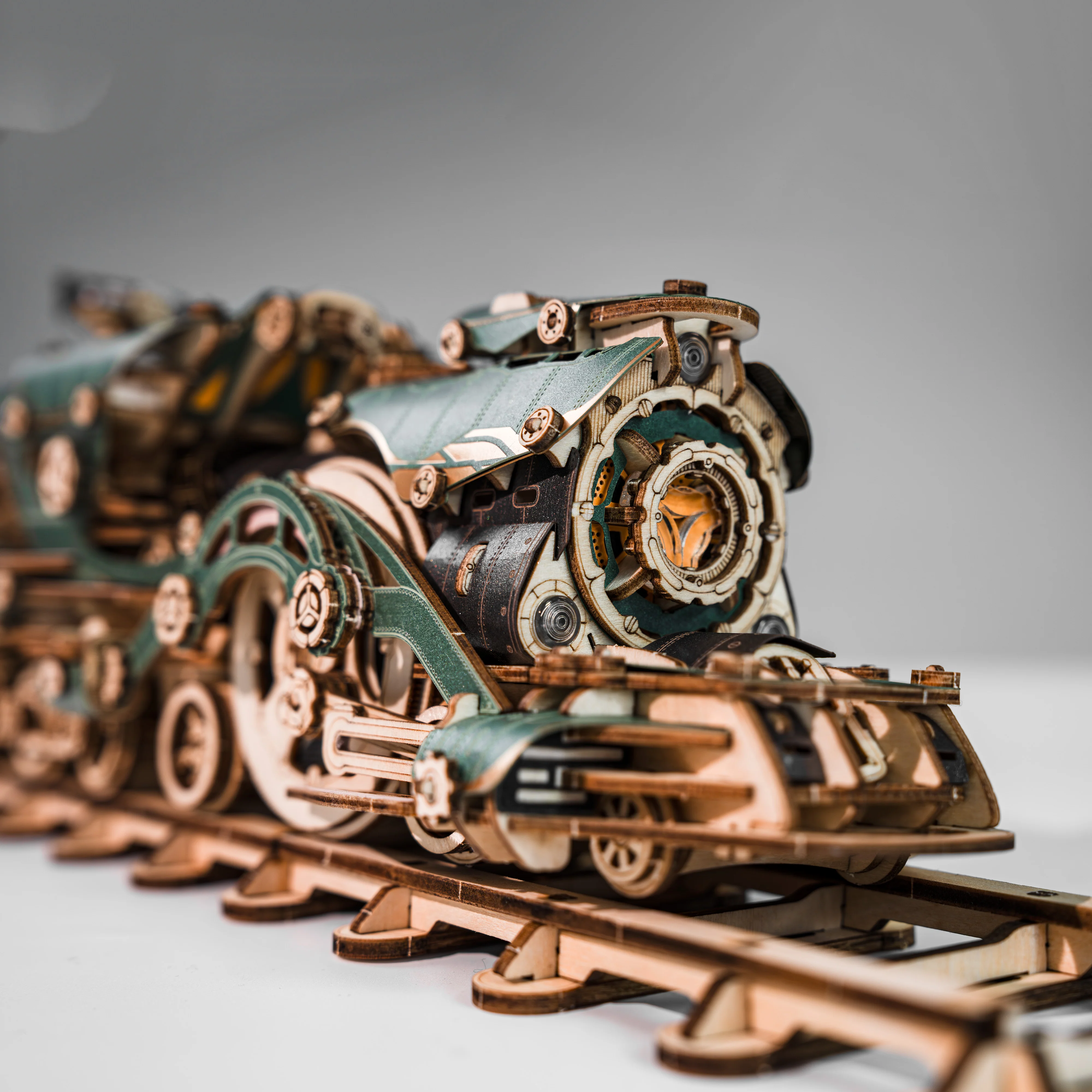 Rokrgeek Fantasy Steampunk Train 3D Wooden Puzzle - Image 4